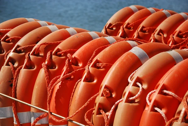 La Importancia Del Aro Salvavidas En La Seguridad Acuática La Importancia Del Aro Salvavidas En La Seguridad Acuática